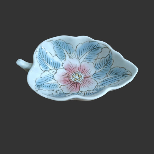 Leaf Shaped Dish