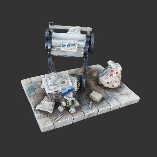 Figurine