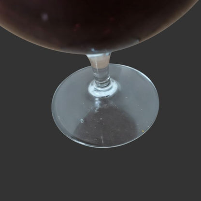 Glass goblet