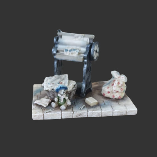 Figurine
