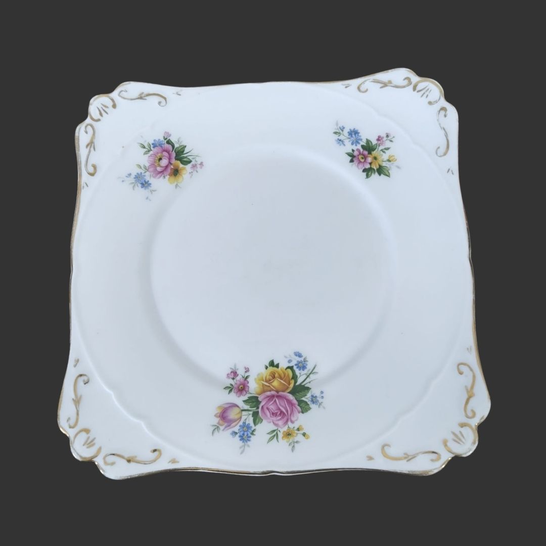 Cake Serving Plate