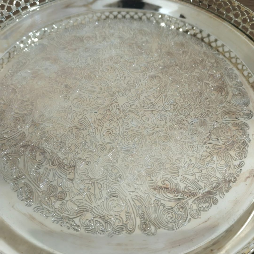 Tray