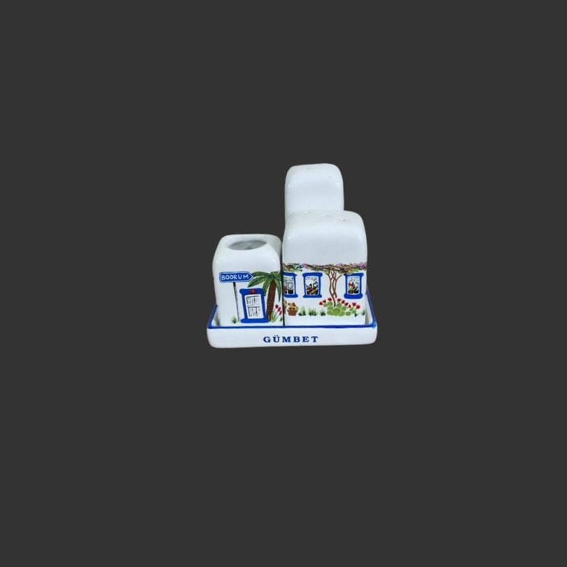 Salt and Pepper Shaker Set