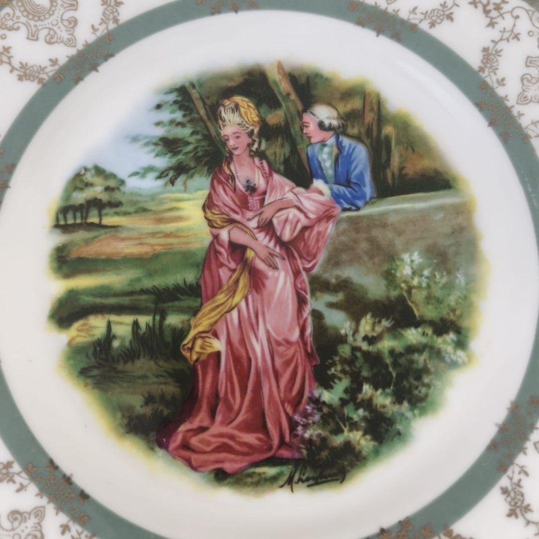 Wall Hanging Plate