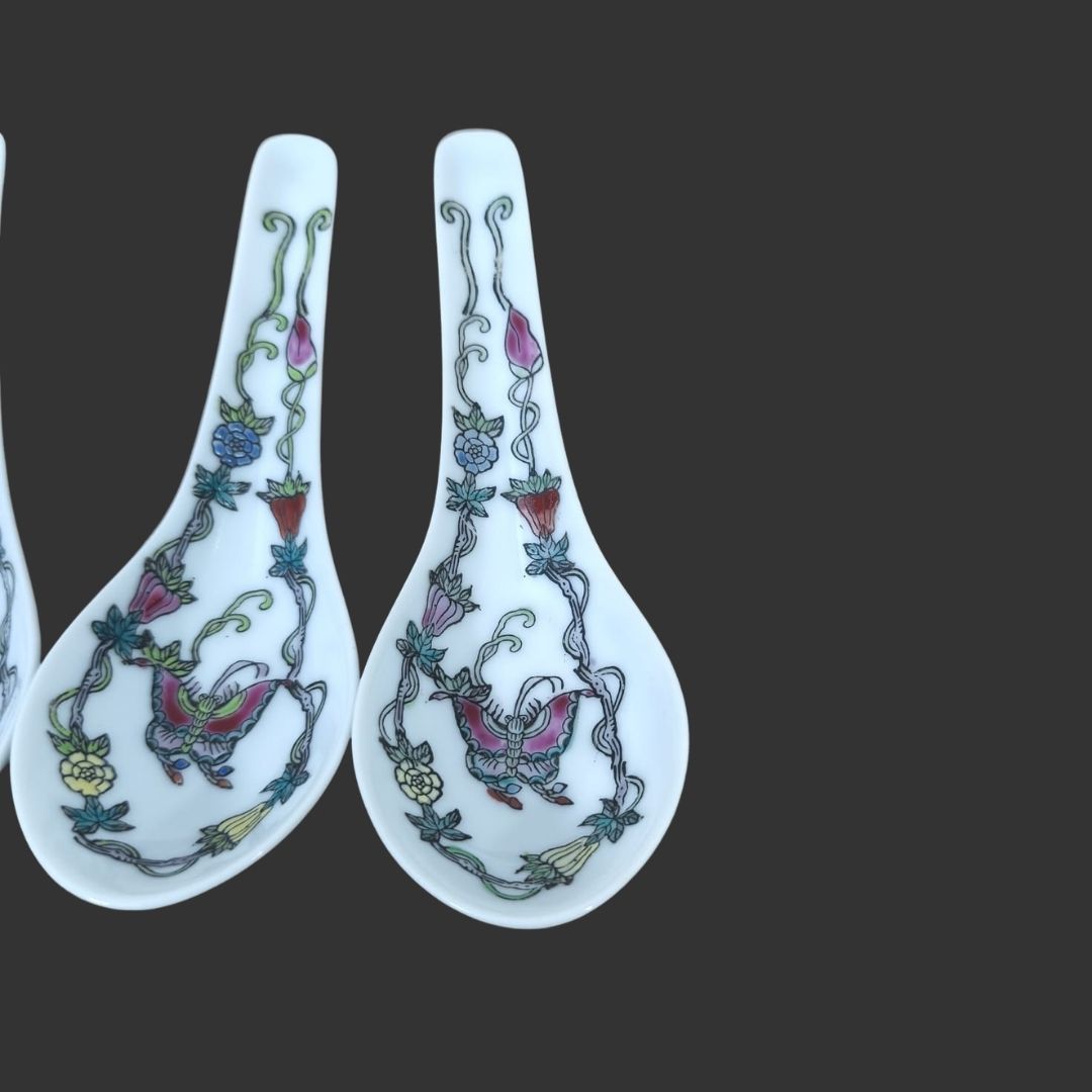 Set of 05 Spoons