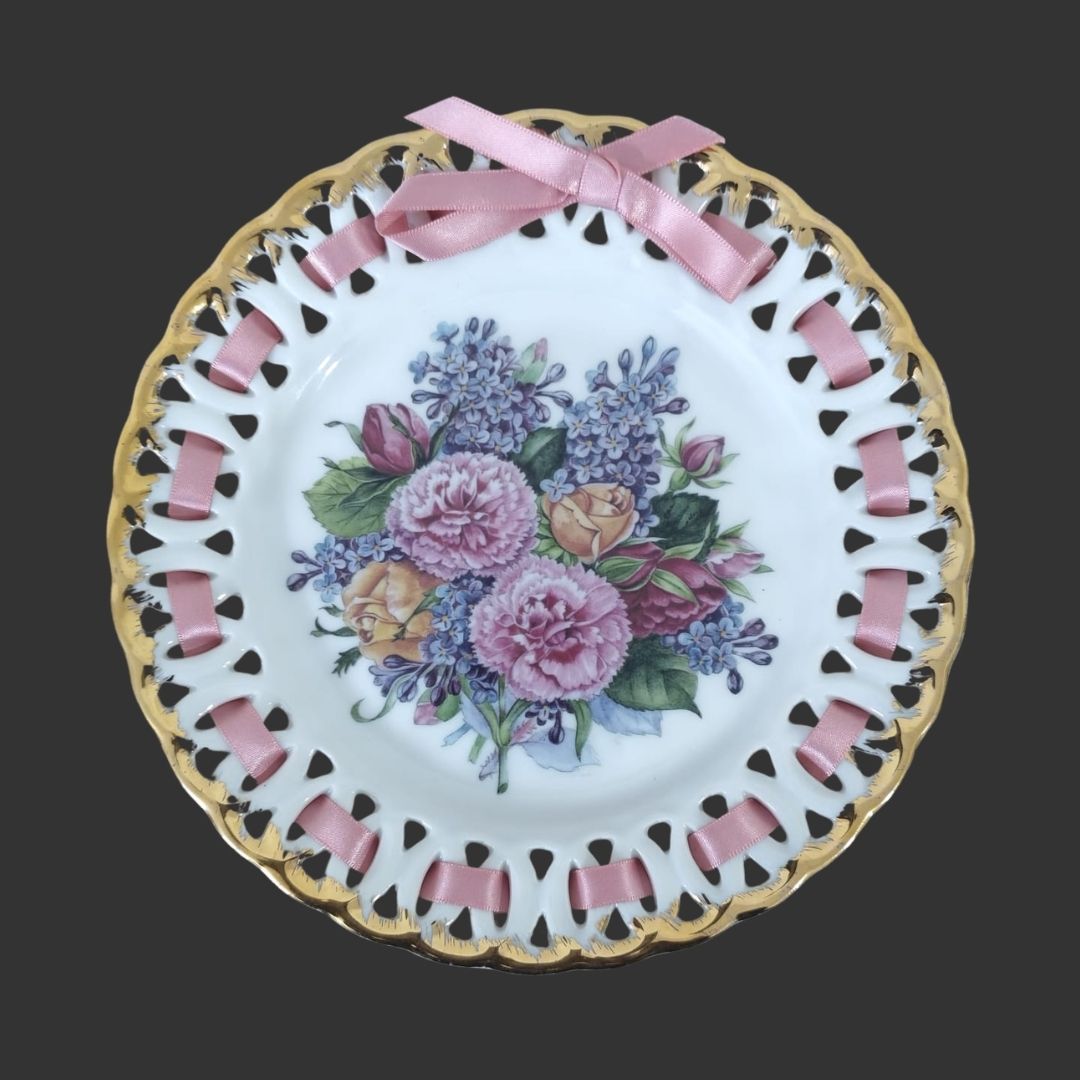 Wall Hanging Plate