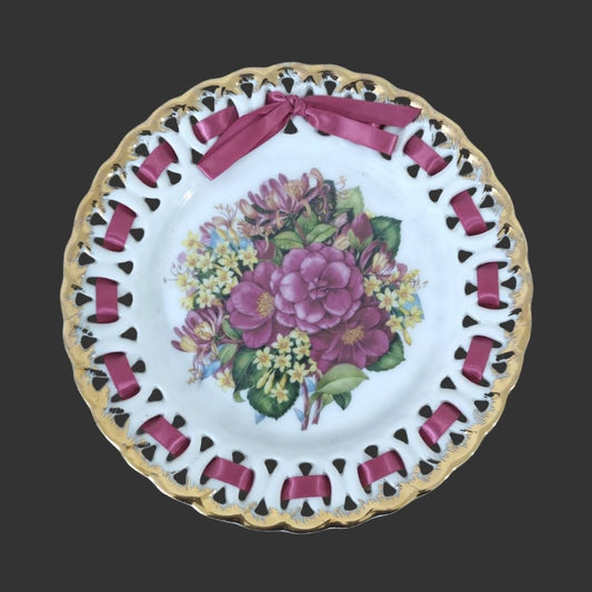 Wall Hanging Plate