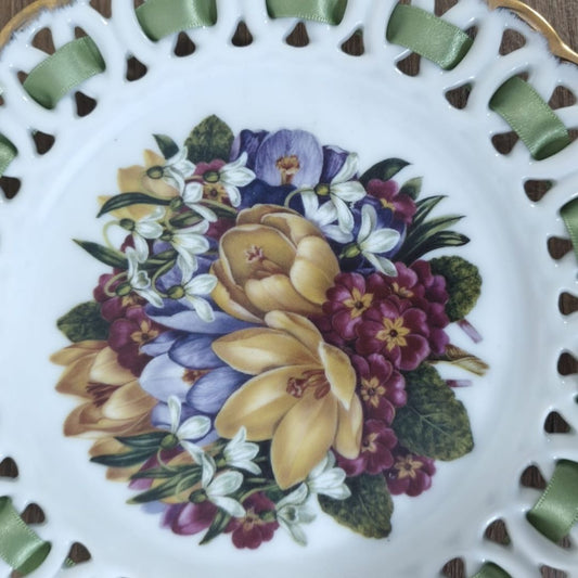 Wall Hanging Plate