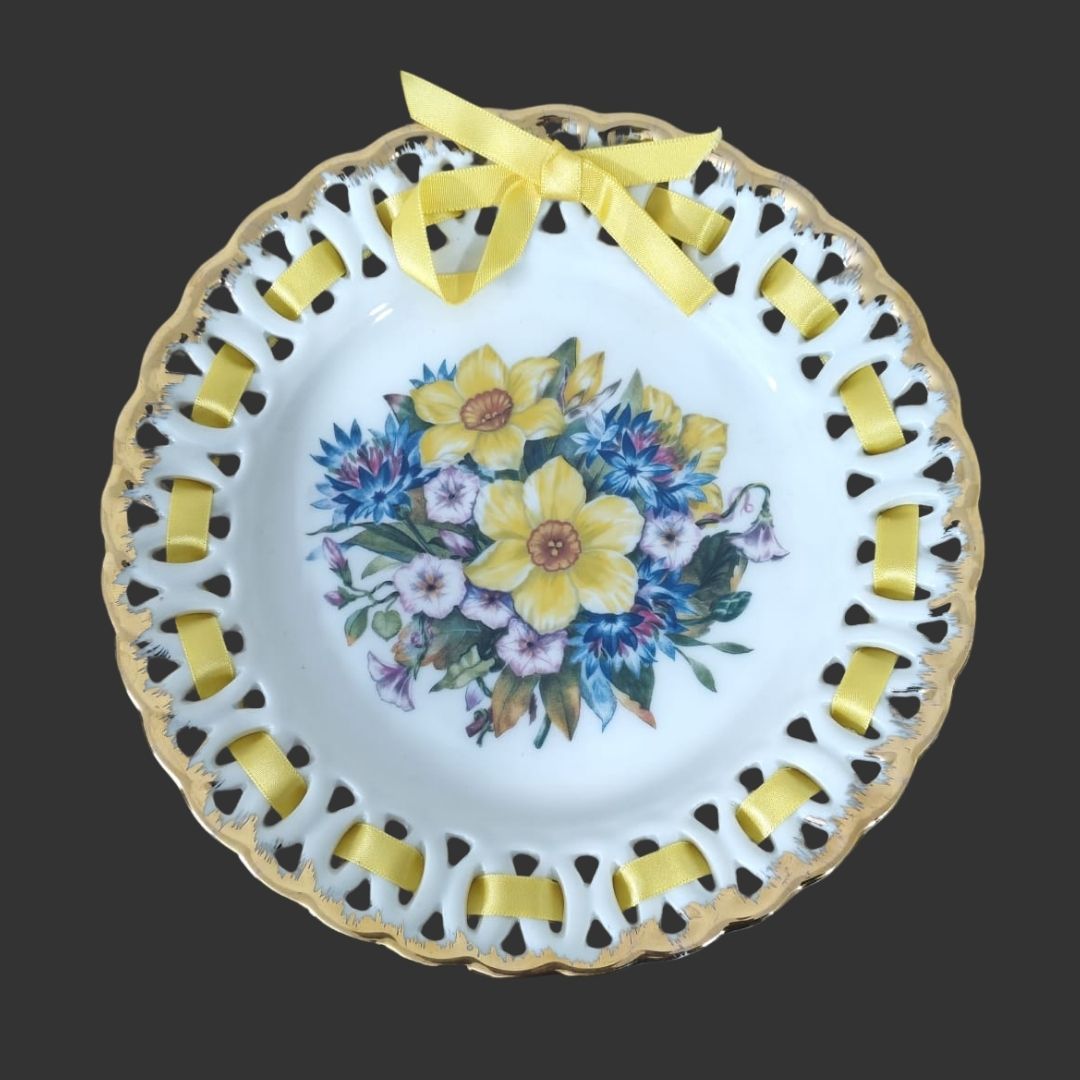 Wall Hanging Plate