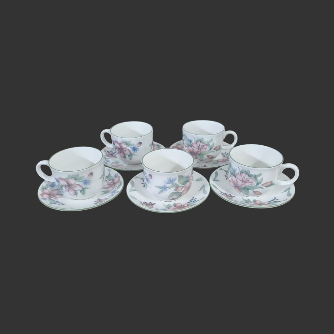 Set of 05 Tea cups & Saucers