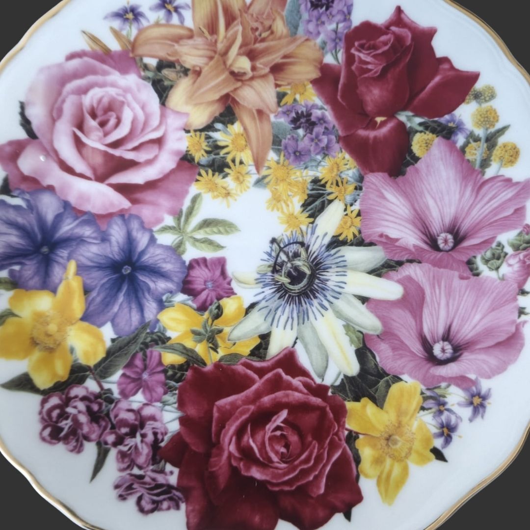 Wall Hanging Plate
