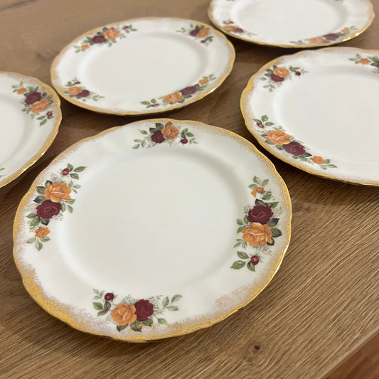 A set of quarter plates
