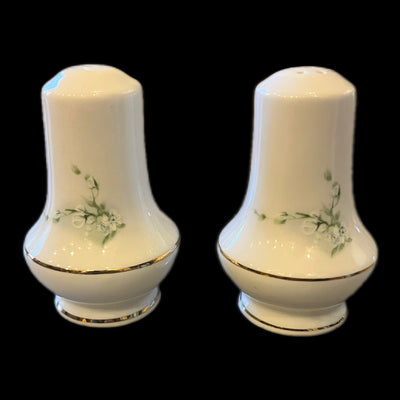 Salt n Pepper Shakers