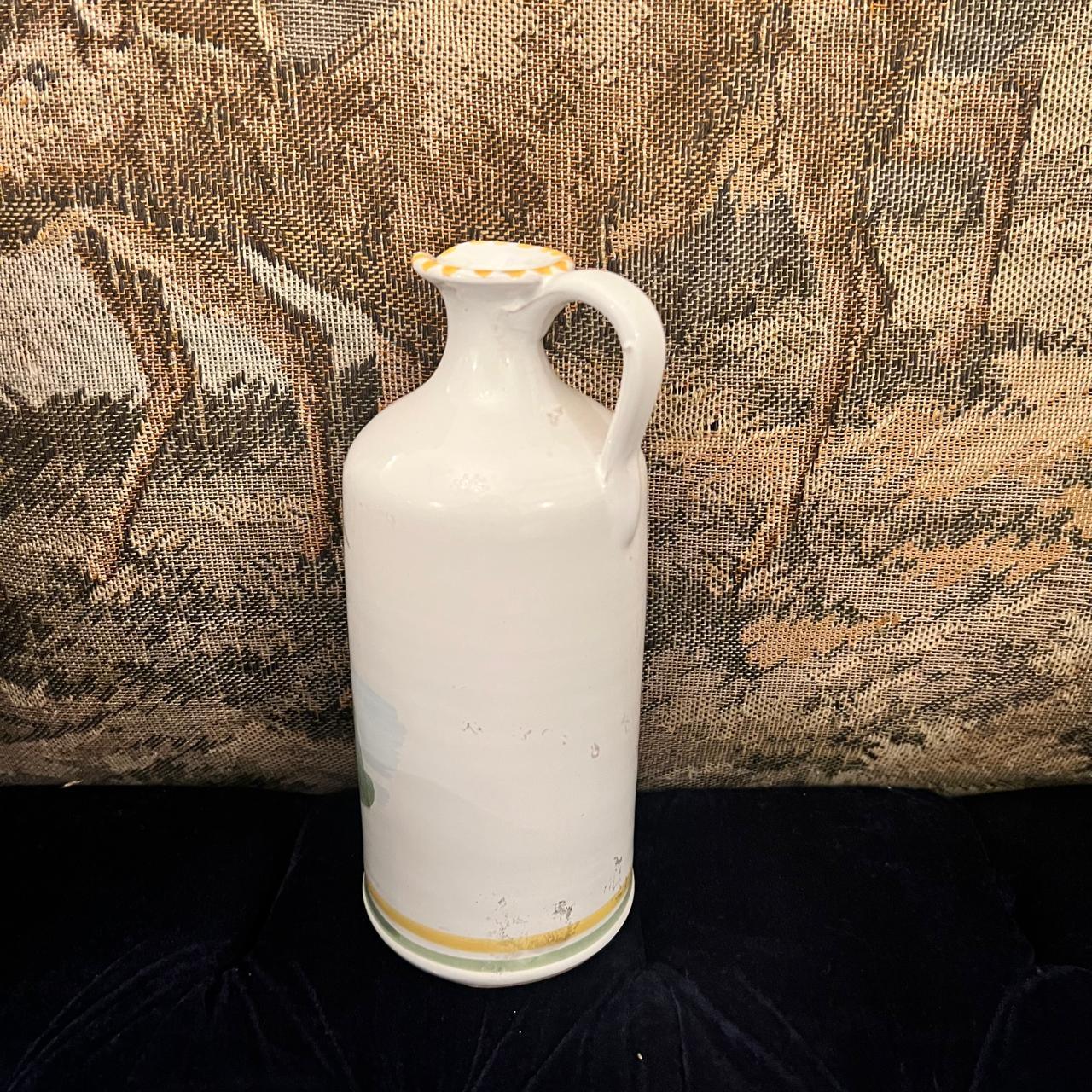 Oil handheld Jug